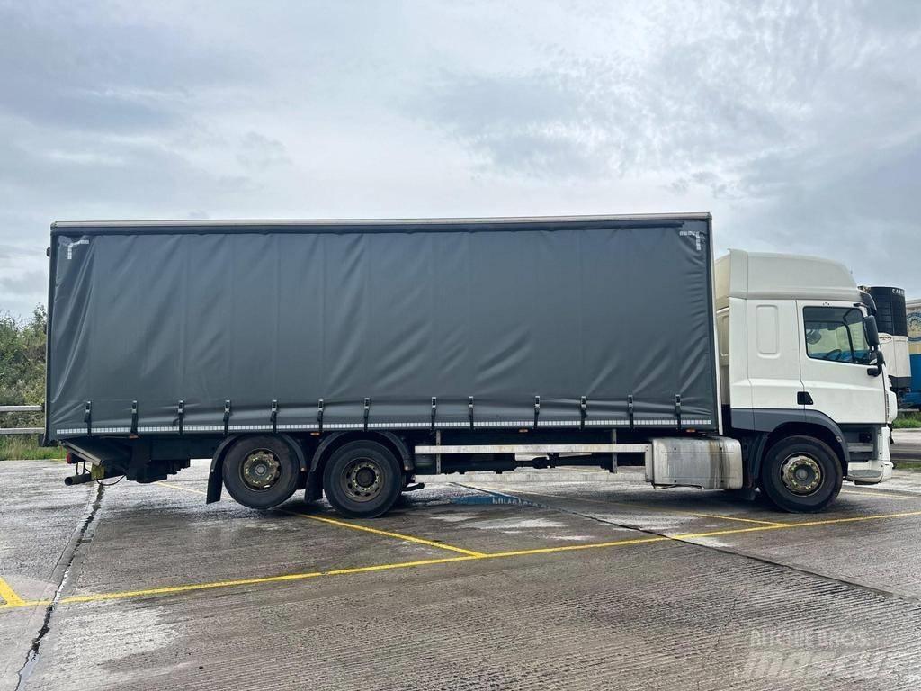 DAF CF330 Camion à rideaux coulissants (PLSC)