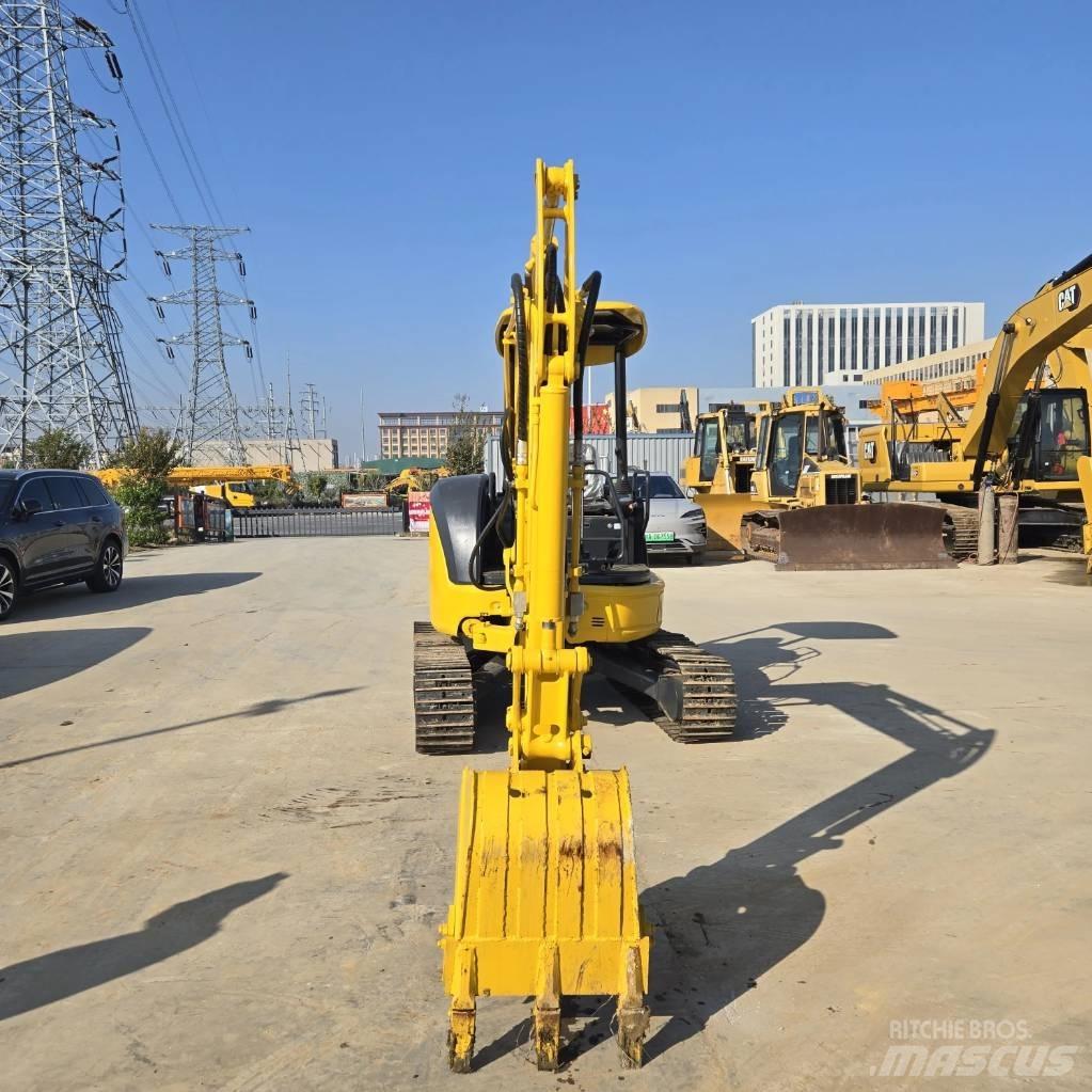 Komatsu PC 35 Mini pelle < 7t