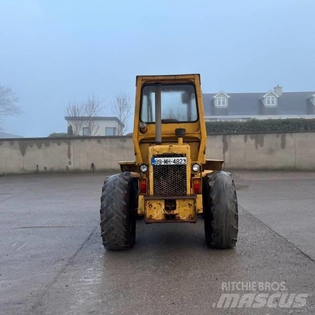 CAT 910 Chargeuse sur pneus