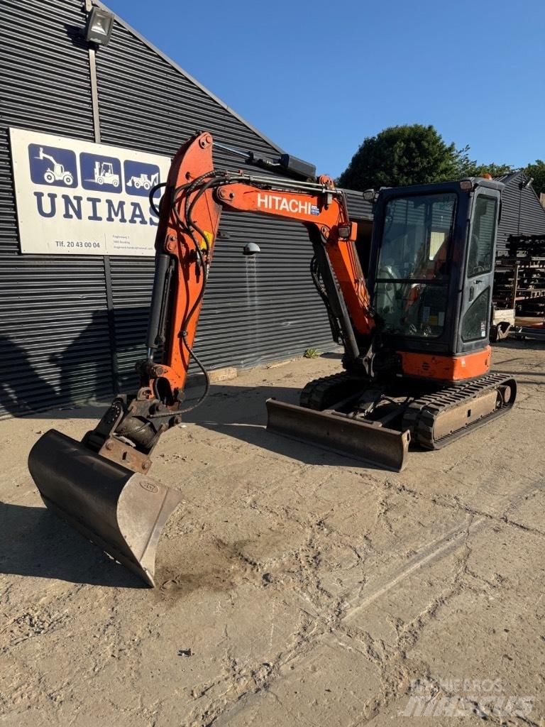 Hitachi ZX 33 Pelle sur chenilles