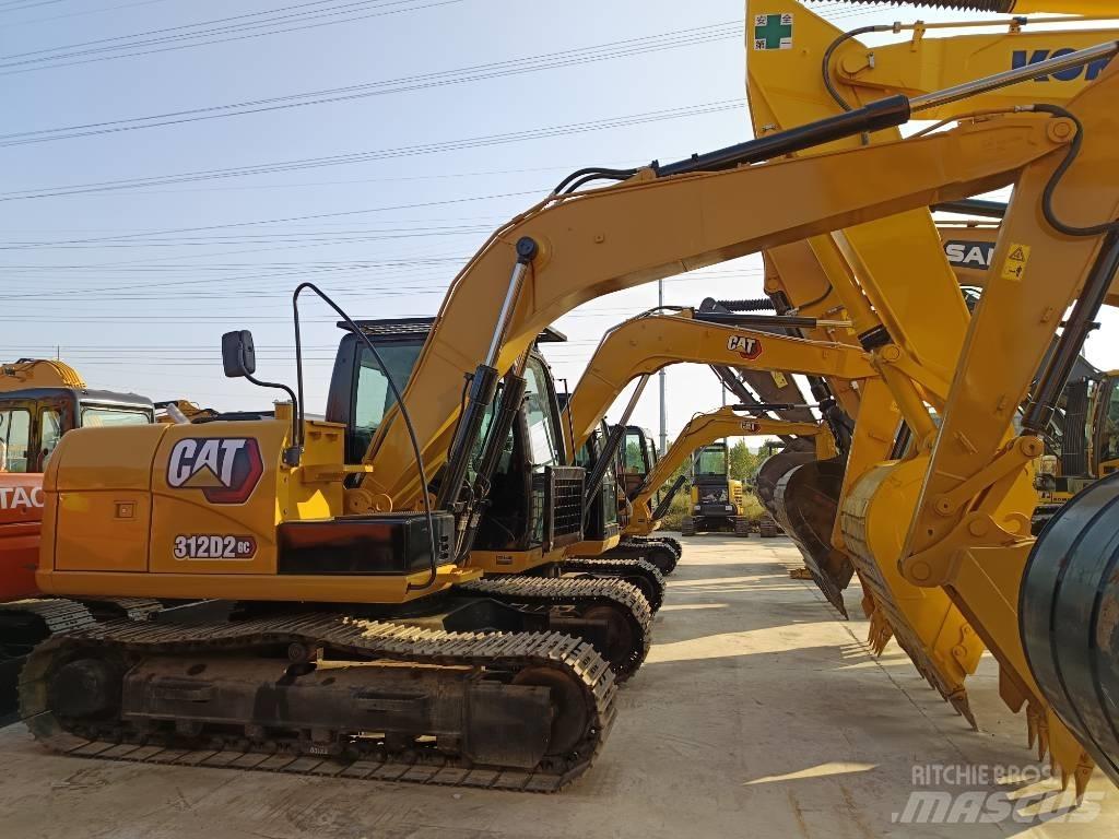 CAT 312 D2 Pelle sur chenilles