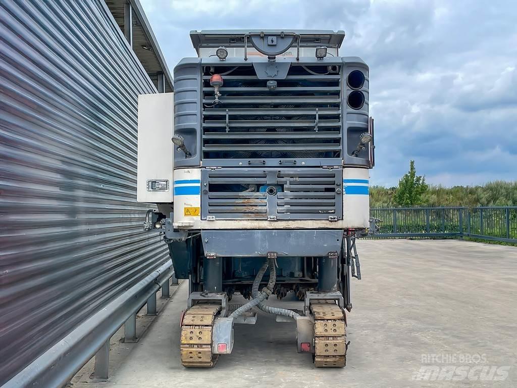 Wirtgen W 210 Fraiseuse à froid