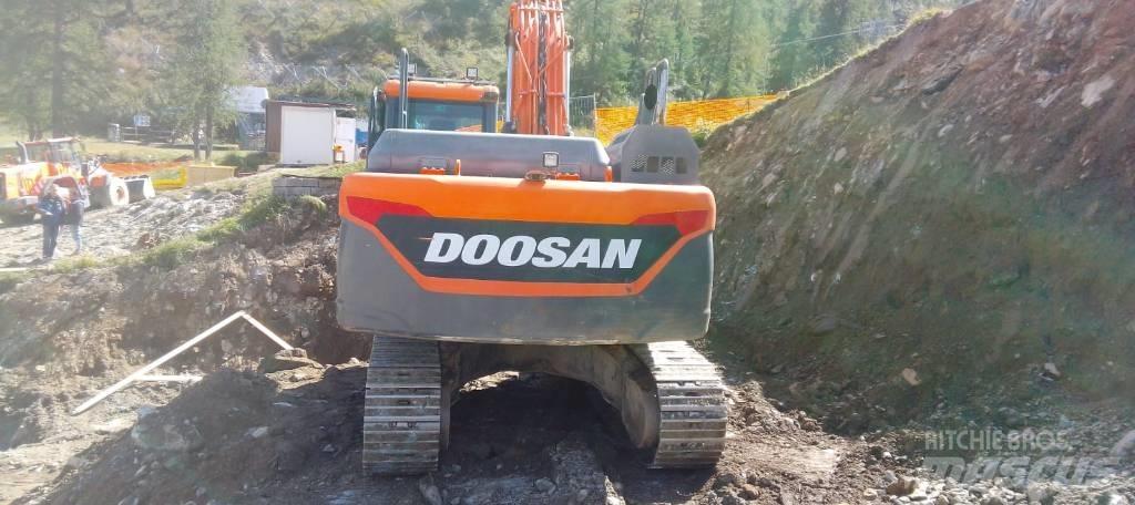 Doosan DX 235 Pelle sur chenilles