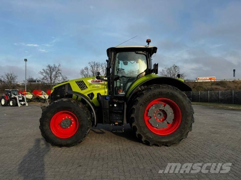 CLAAS AXION 830 Tracteur