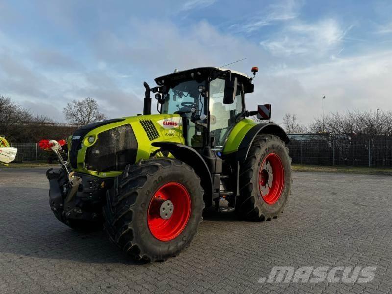 CLAAS AXION 830 Tracteur