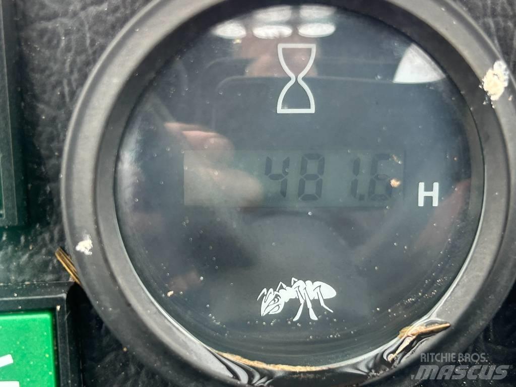 GiANT 2300 Xtra HD Chargeuse multifonction