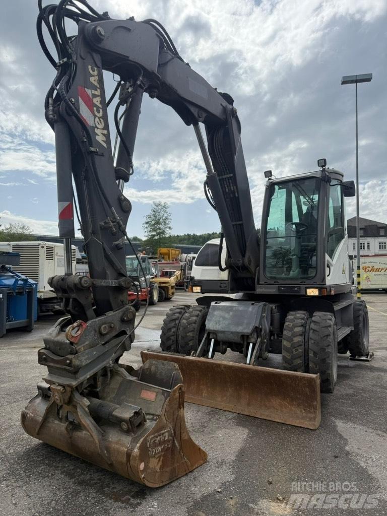 Mecalac 714 MW Pelle sur pneus