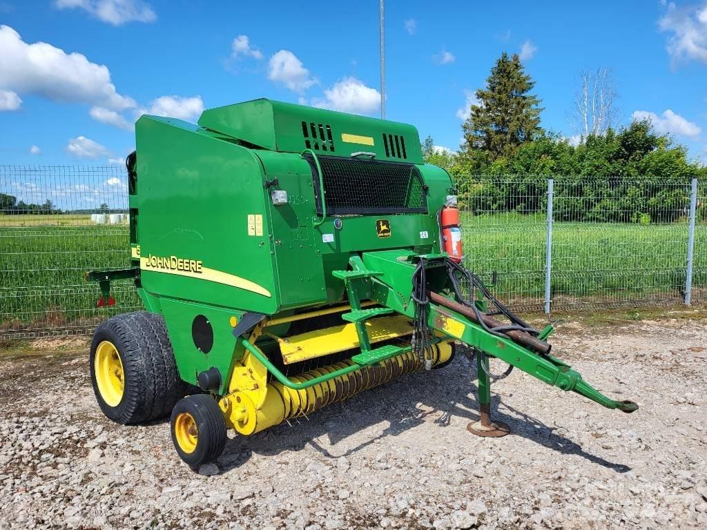 John Deere 578 Presse à balle ronde
