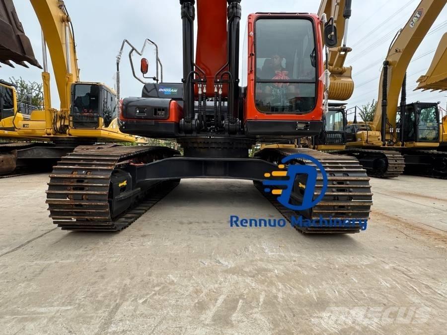 Doosan DX 340 Pelle sur chenilles
