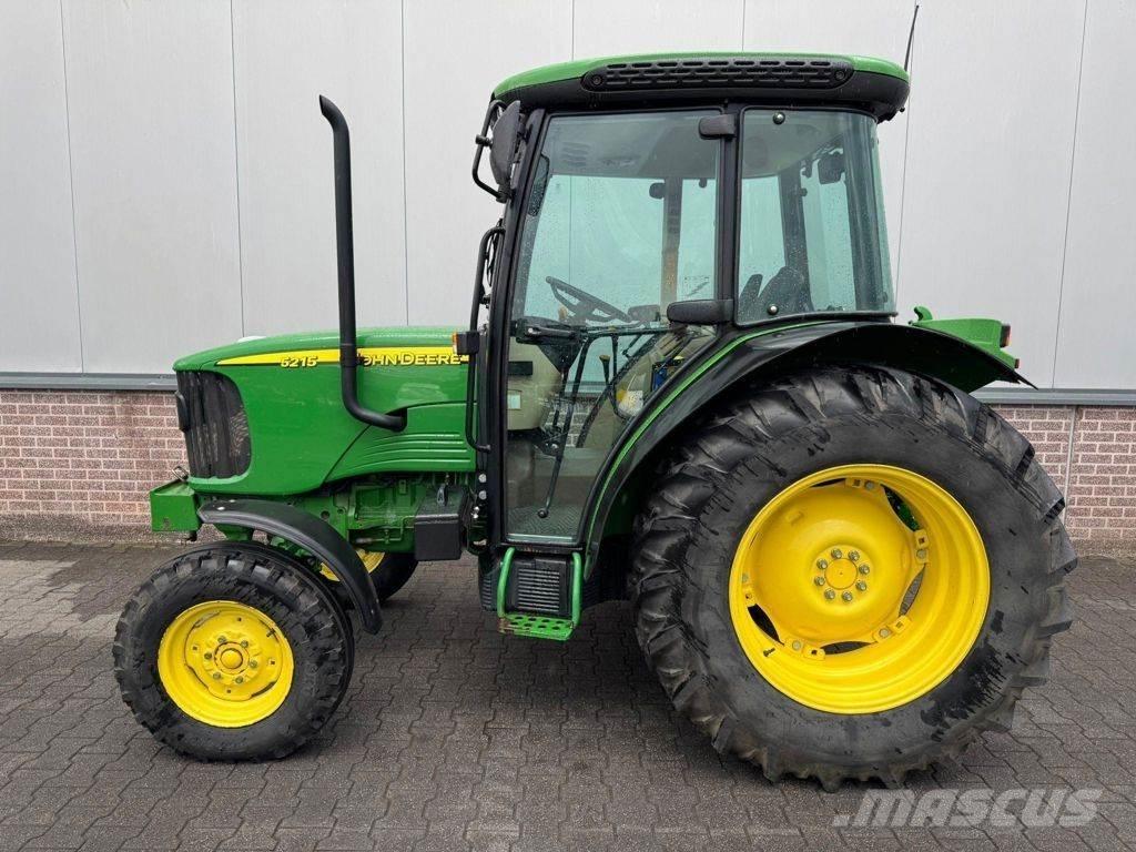 John Deere 5215 Tracteur