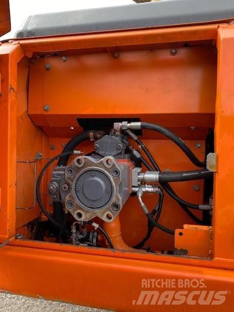 Doosan DX 225 NLC Pelle sur chenilles