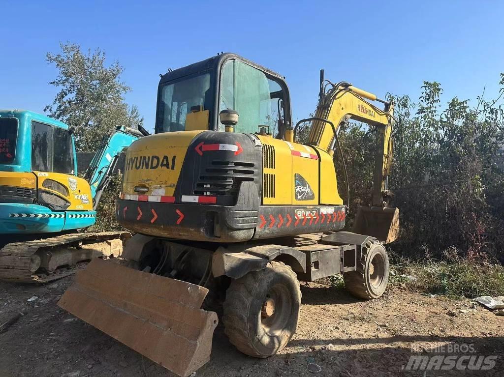 Hyundai R60W-7 Pelle sur chenilles