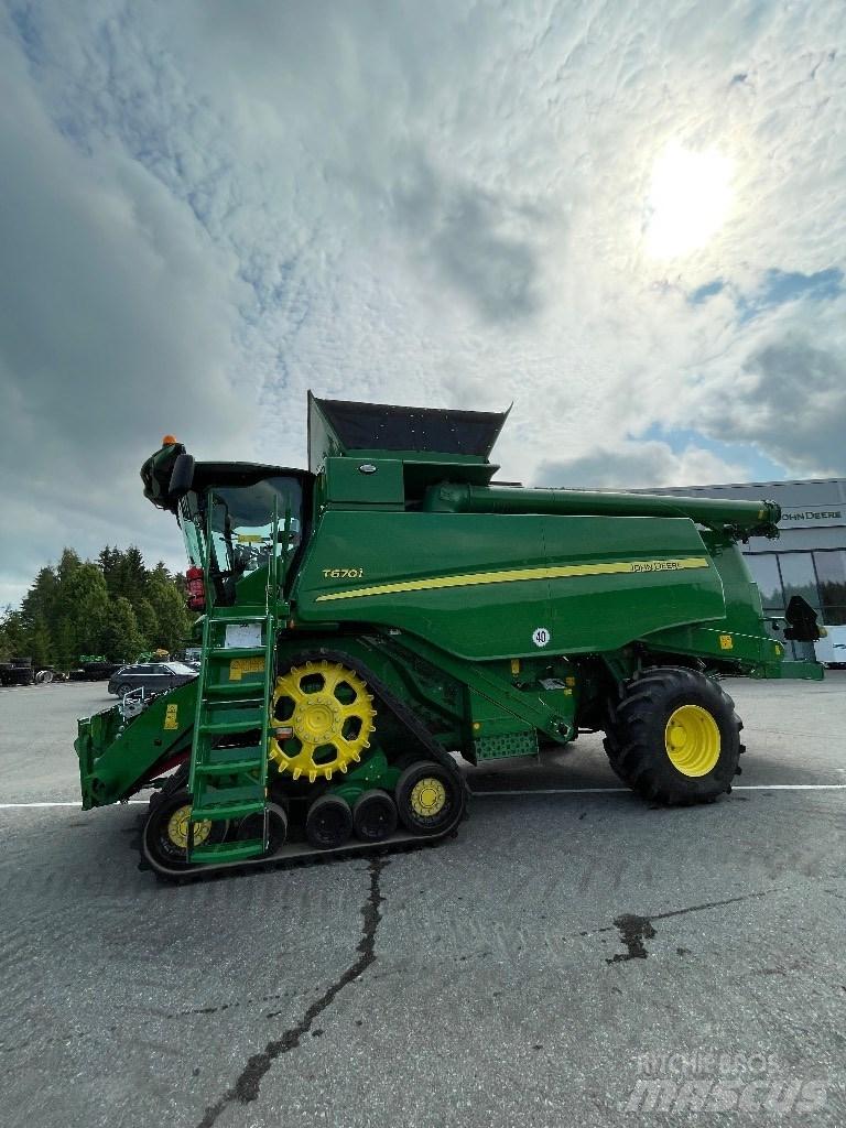 John Deere T670 i Moissonneuse batteuse