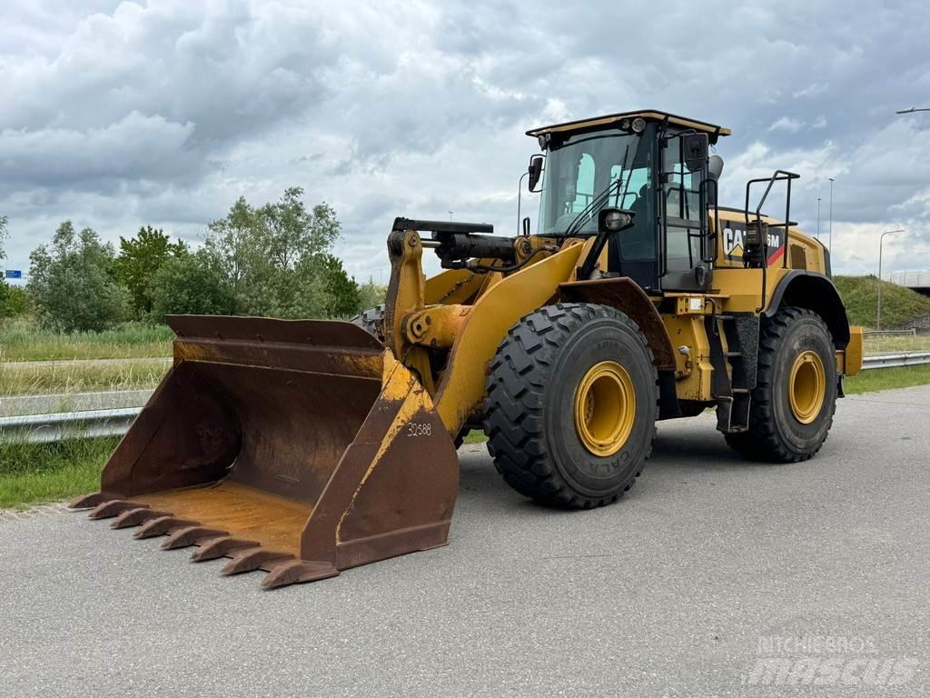 CAT 966M XE Chargeuse sur pneus