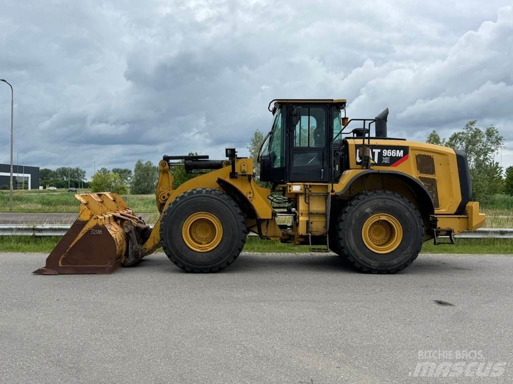 CAT 966M XE Chargeuse sur pneus