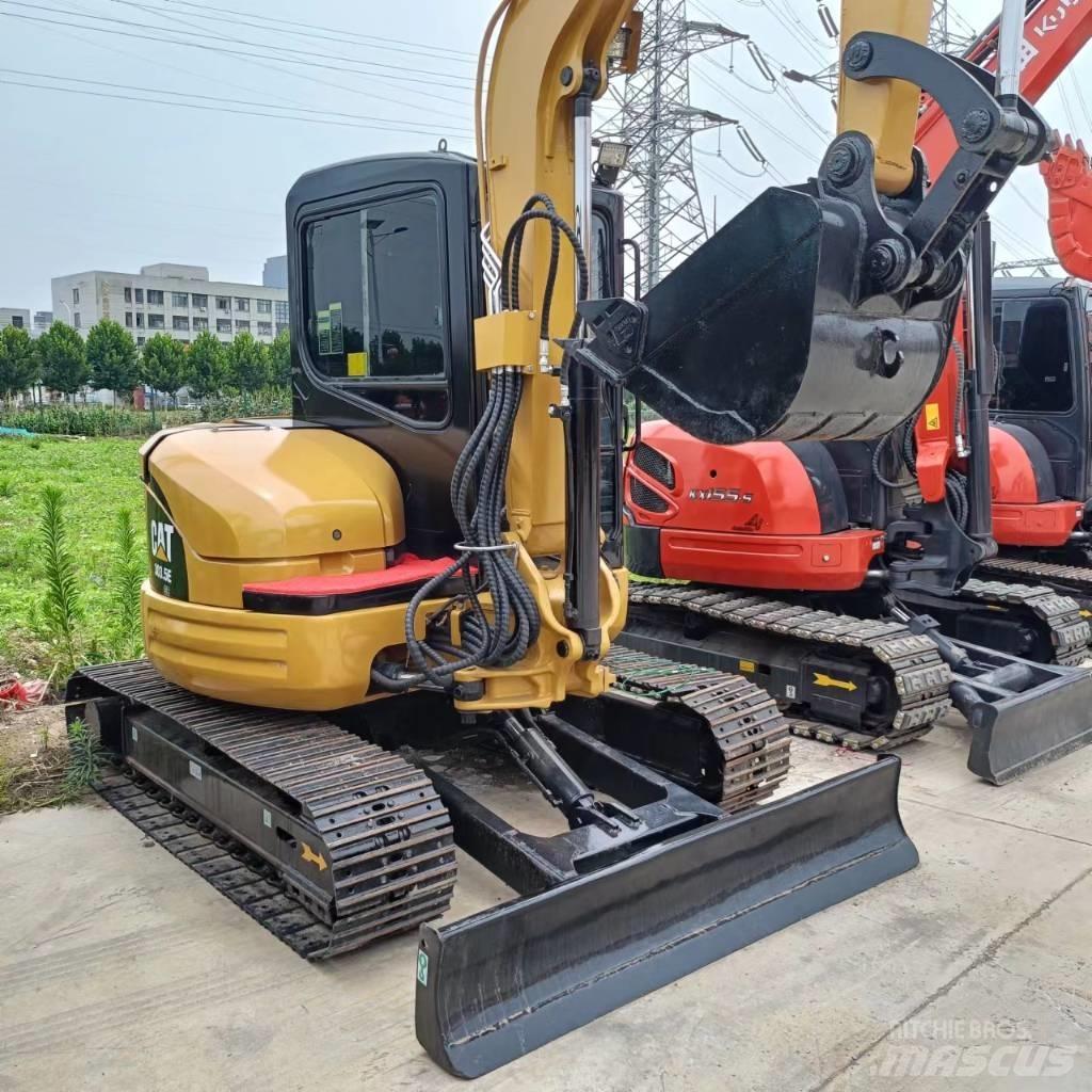 CAT 303.5E2 Pelle sur chenilles