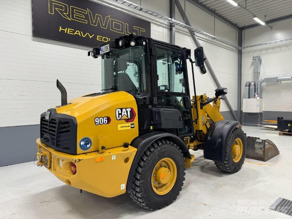 CAT 906 Chargeuse sur pneus