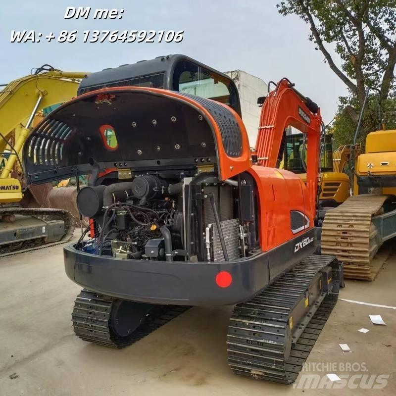 Doosan DX60 Pelle sur chenilles