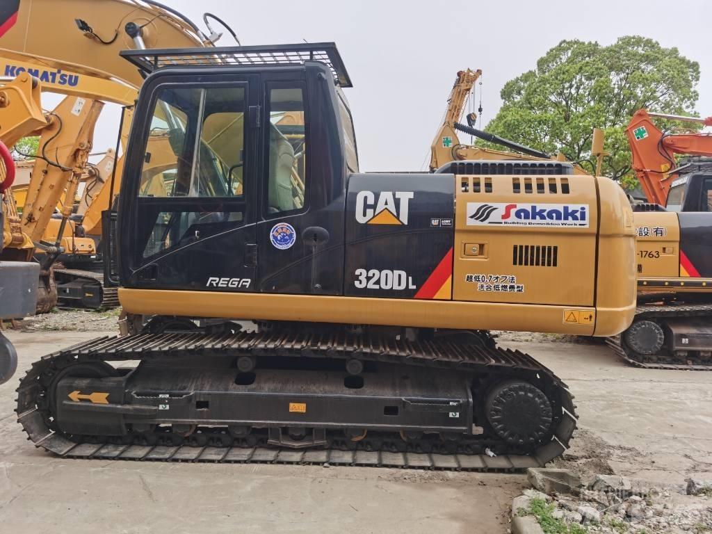 CAT 320 DL Pelle sur chenilles