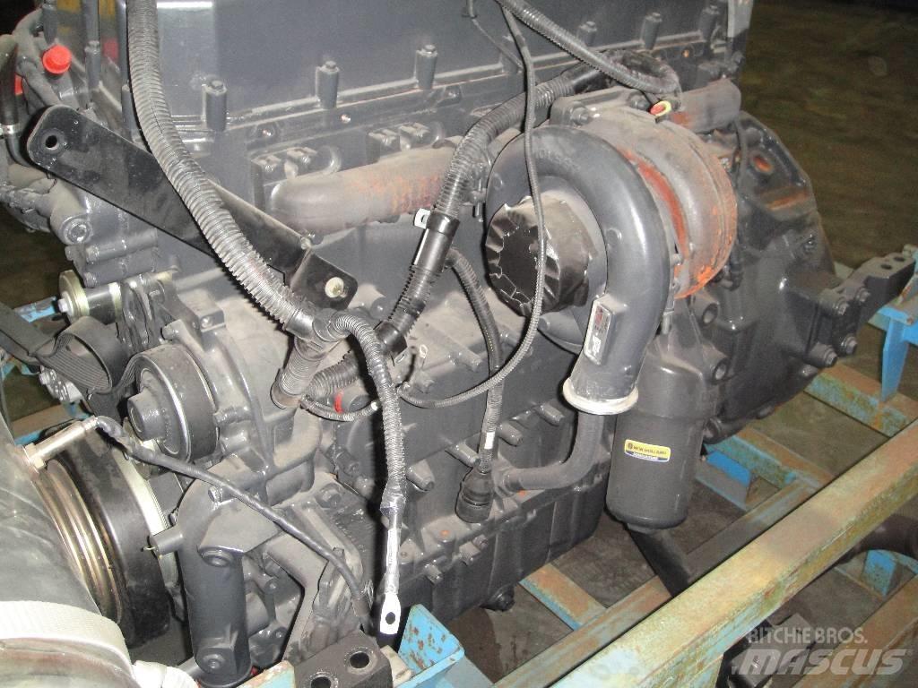 New Holland TC5060 Moteur