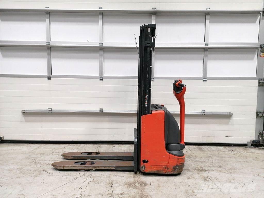 Linde L10 Gerbeur accompagnant