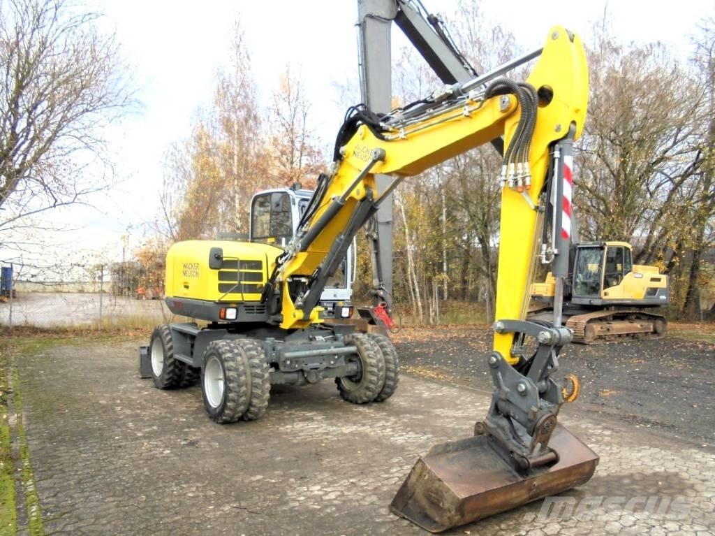 Wacker Neuson EW 100 Pelle sur pneus
