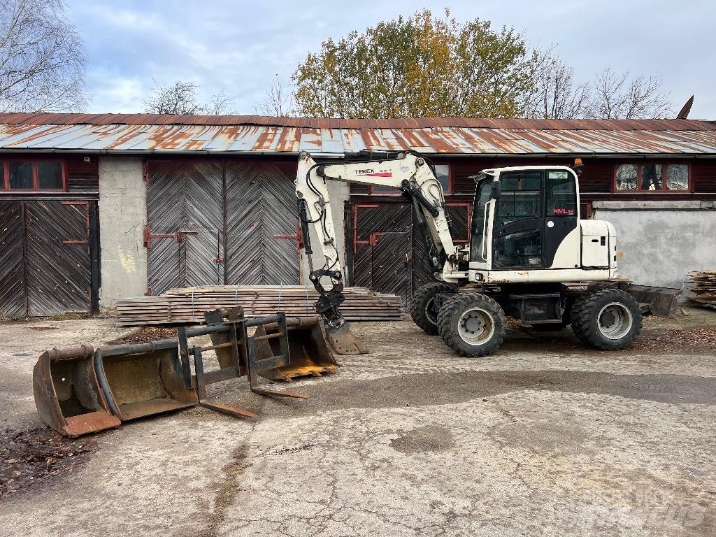 Terex Schaeff HML32 Pelle sur pneus