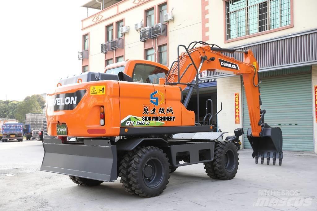 Develon DX125W Pelle sur pneus