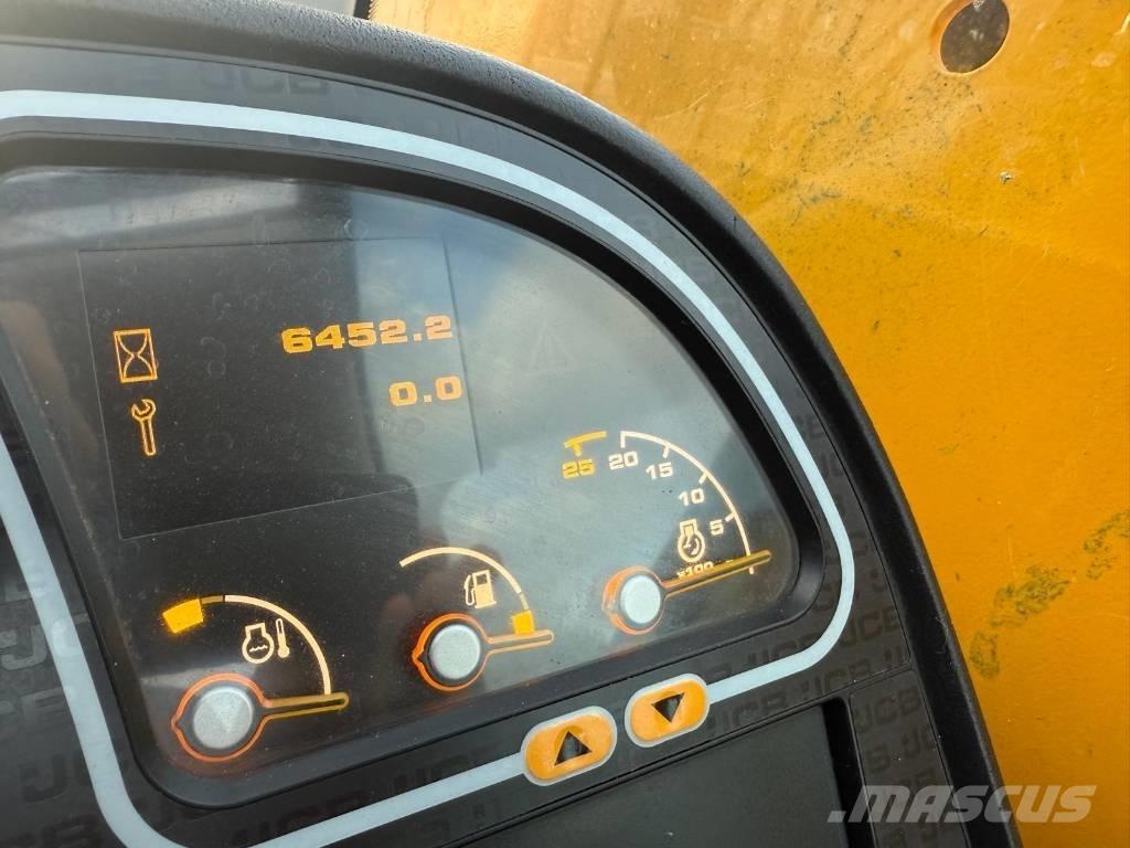JCB 535-140 Hiviz Chariot télescopique