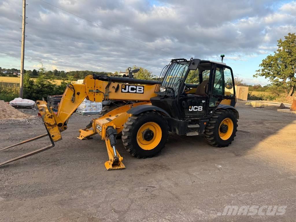 JCB 535-140 Hiviz Chariot télescopique