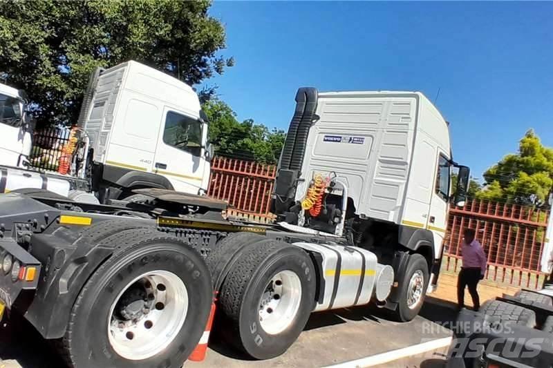 Volvo FMX(4) 440 Autre camion