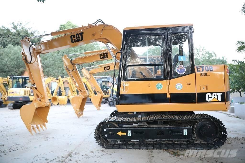 CAT E 70 B Mini pelle < 7t