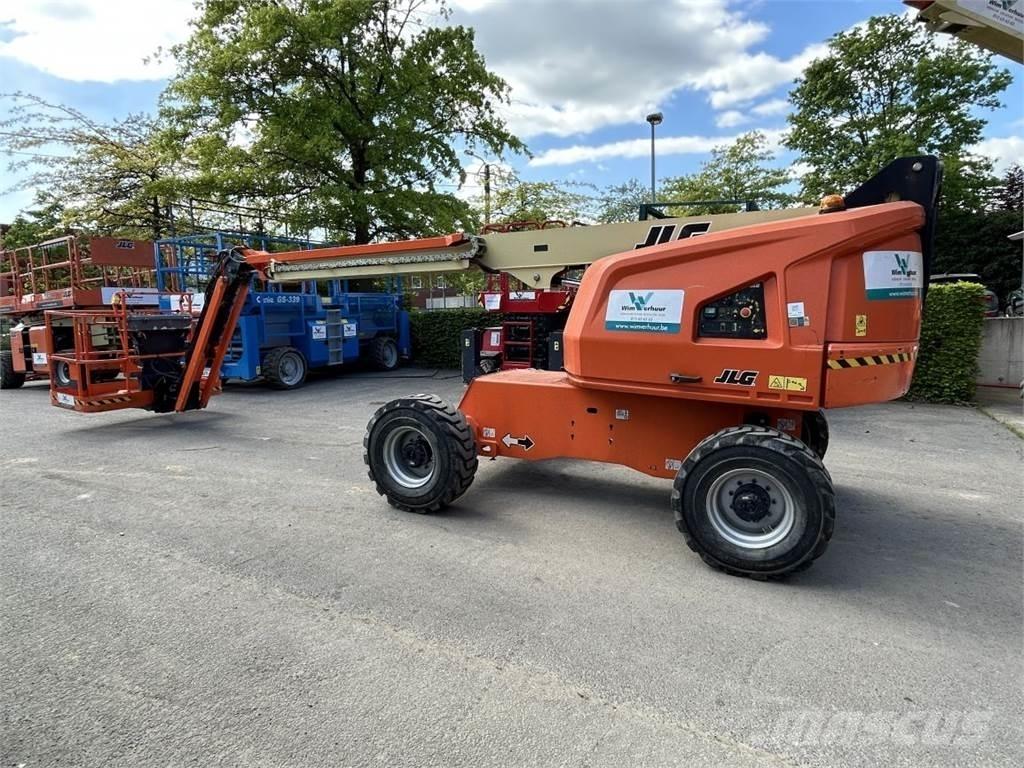 JLG 460SJ (4568) Nacelles télescopiques