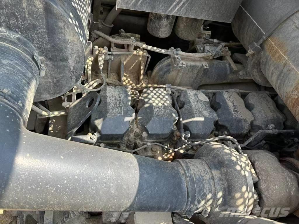 Komatsu PC 850-8 Pelles amphibies