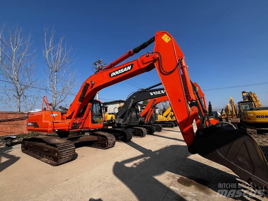Doosan DH 225 LC-7 Pelle sur chenilles