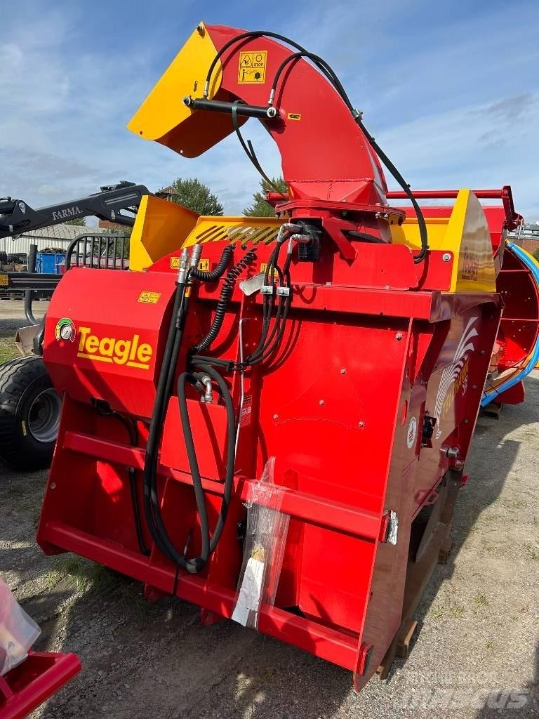 TEAGLE Telehawk T2 Dérouleuse, pailleuse