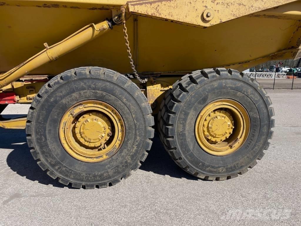 CAT 730 Tombereau articulé
