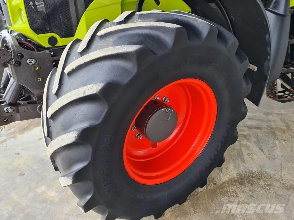 CLAAS Axion 850 CIS Tracteur