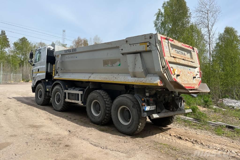 Tatra Tatra T 158/1 Camion benne