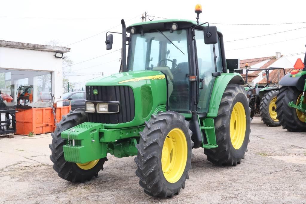 John Deere 6120 Tracteur