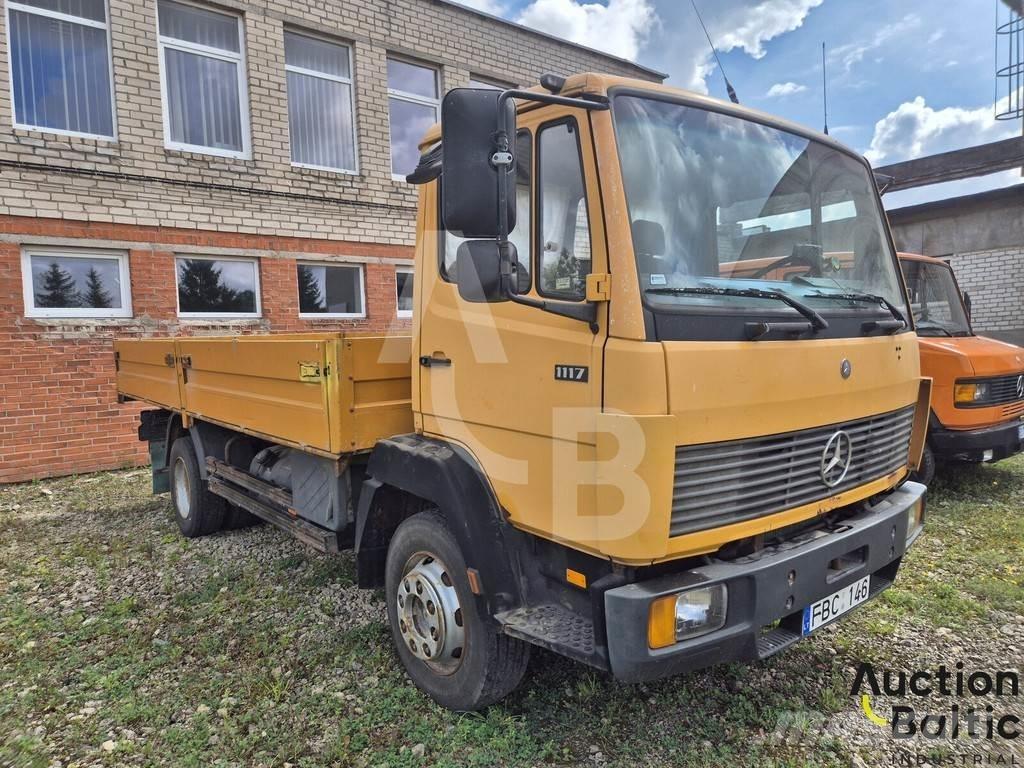 Mercedes-Benz 1117 Camion benne