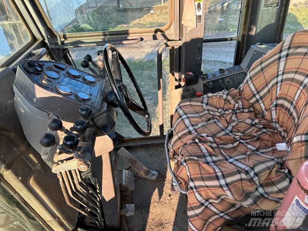 Volvo G 780 Niveleuse