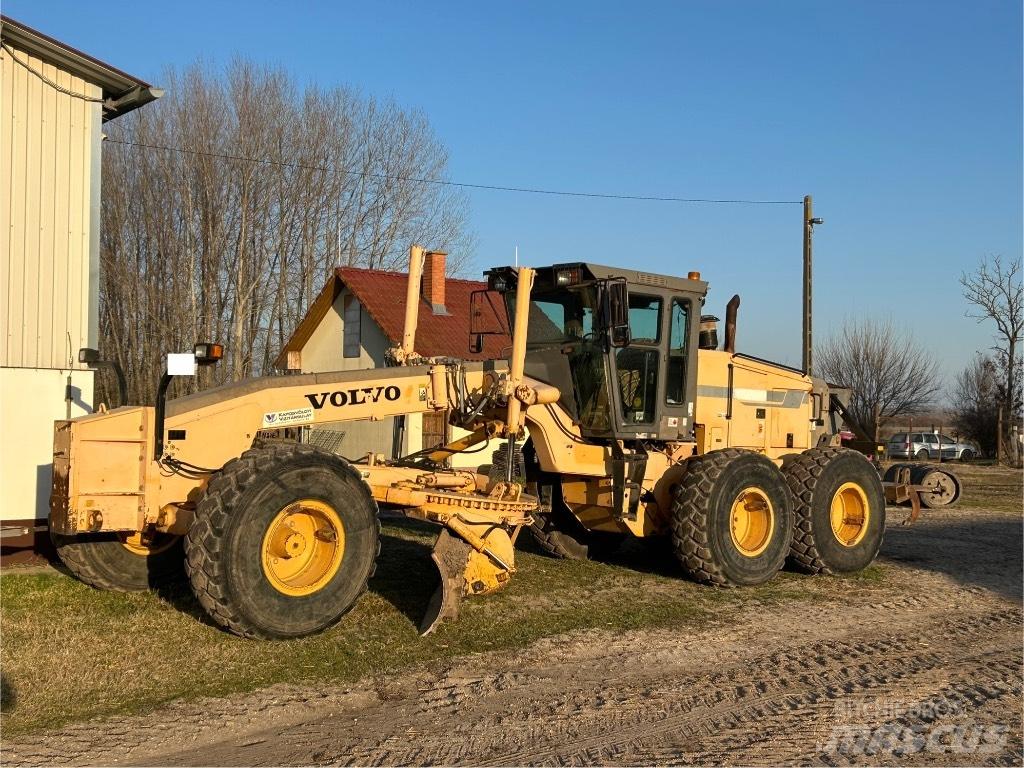 Volvo G 780 Niveleuse