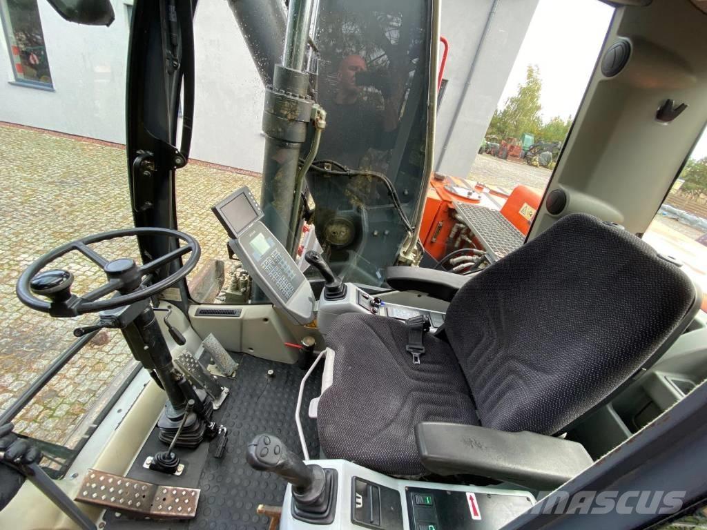 Atlas 150 W Pelle sur pneus