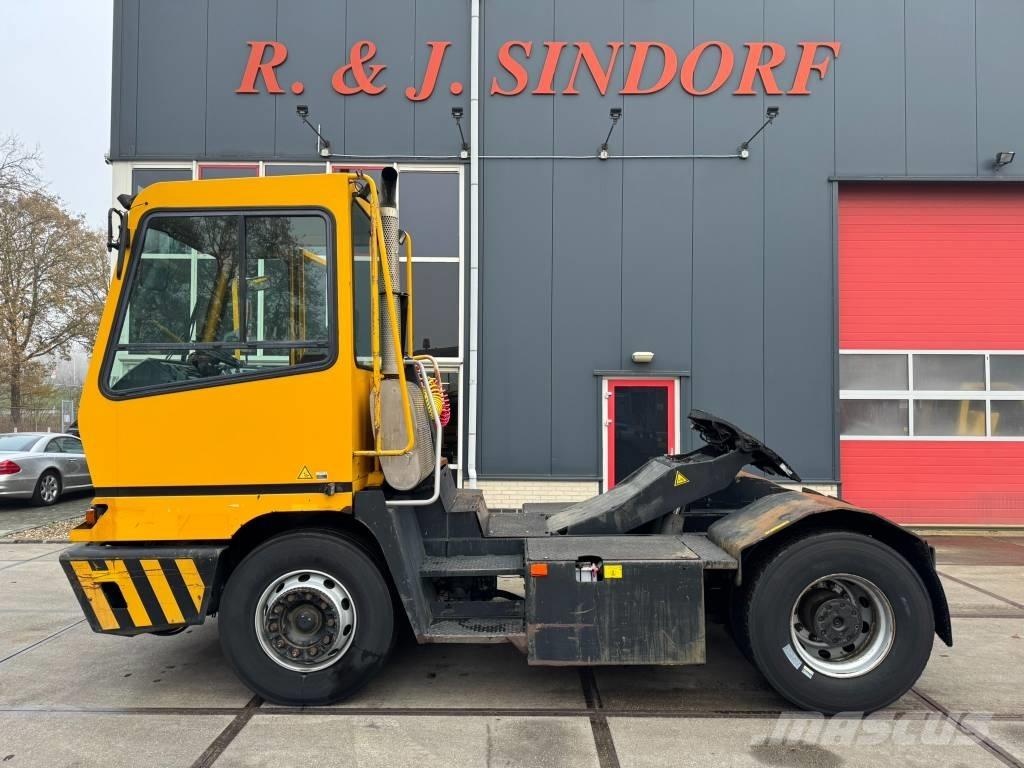 Terberg YT 222 Tracteur de manœuvre