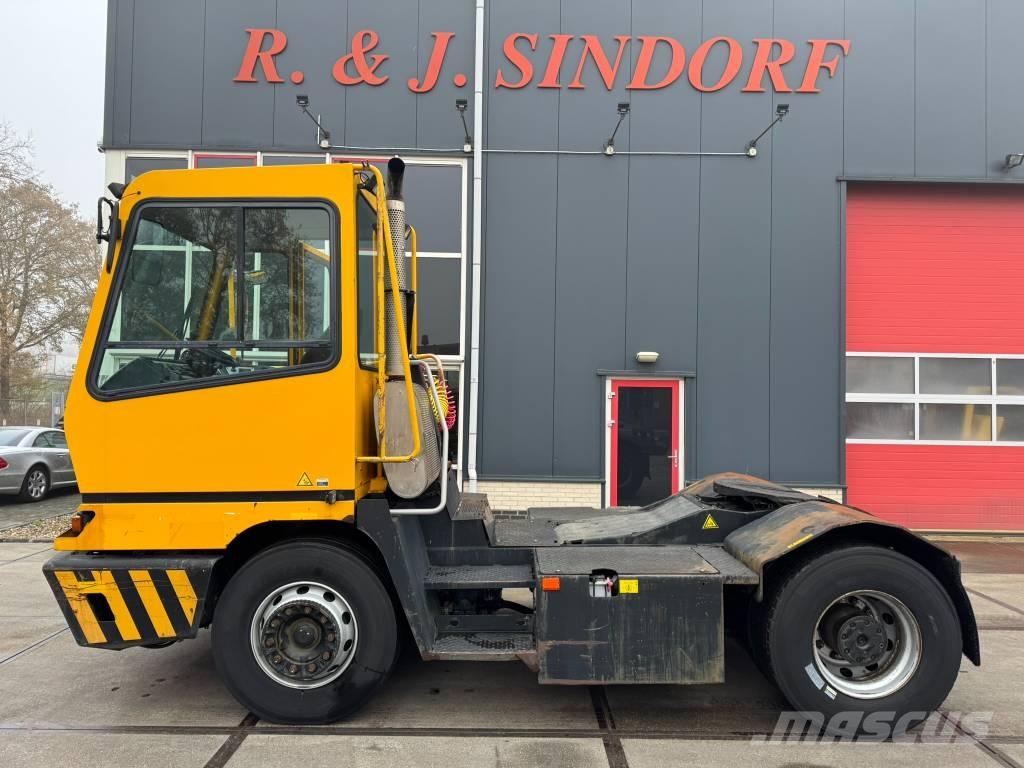 Terberg YT 222 Tracteur de manœuvre