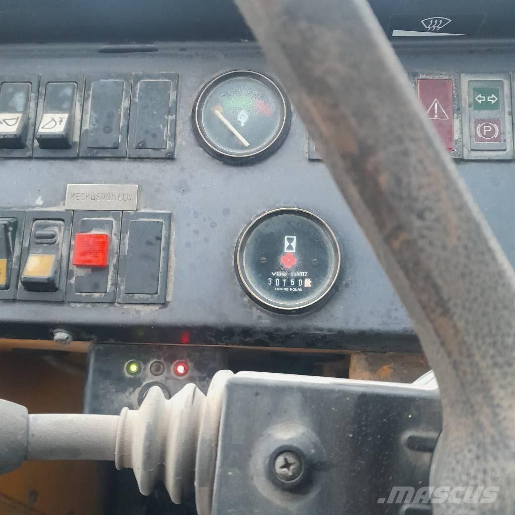 Volvo L 90 Chargeuse sur pneus