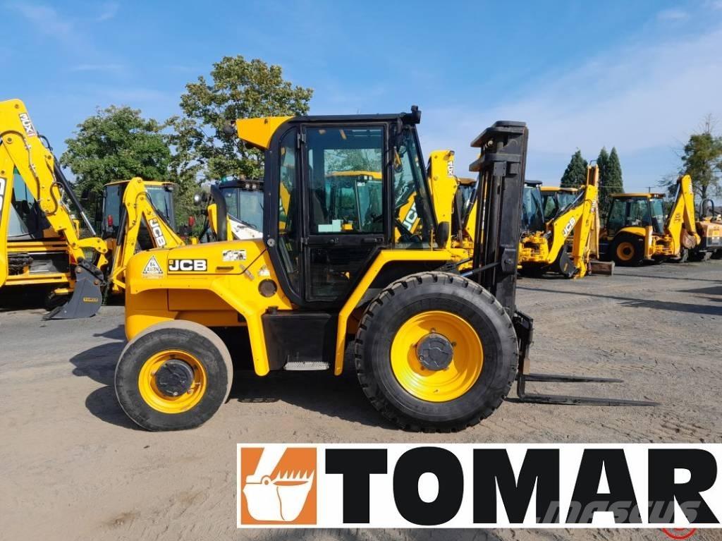 JCB 930-4 Chariot tout terrain