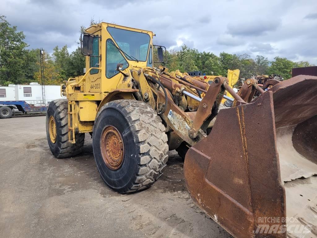 CAT 980 B Chargeuse sur pneus