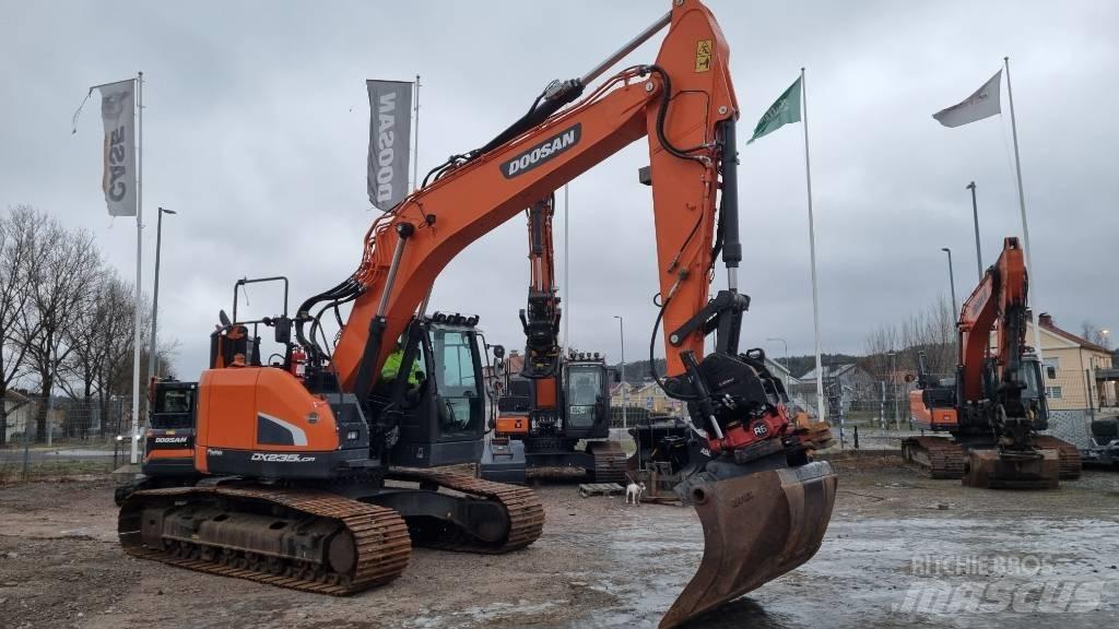 Doosan 235 LCR Pelle sur chenilles